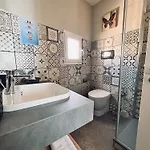 Bed 4*