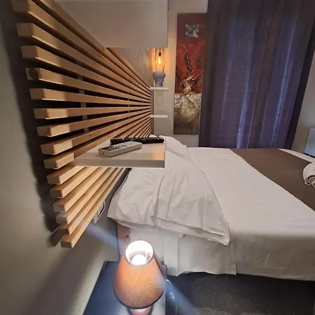 Konukevi Bed