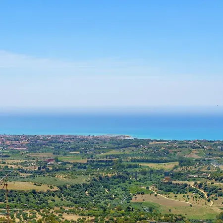 Agrigento Bed