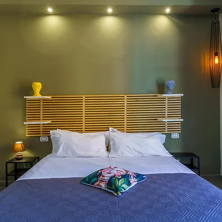 Bed 招待所