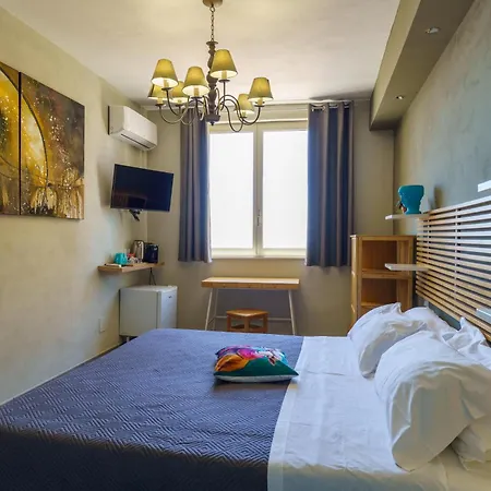 Agrigento Bed 4*